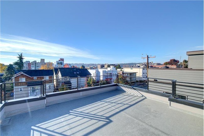 Building Photo - 2008 NW 59th St