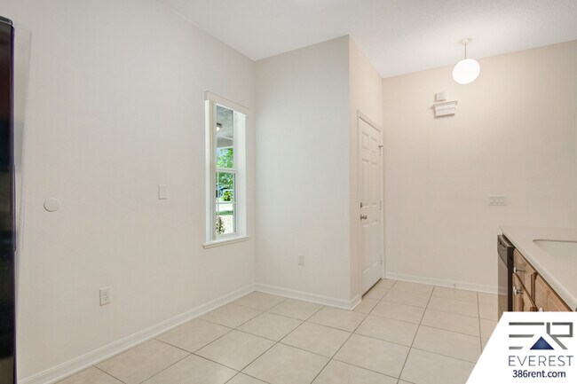 Building Photo - 7 Blackwell Pl