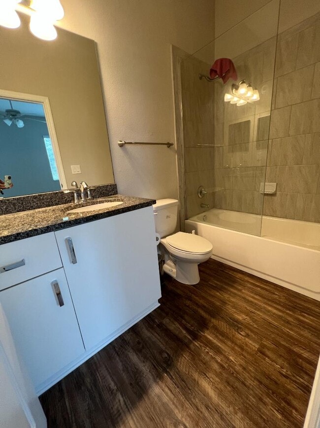 Building Photo - 2820 1st Ave S