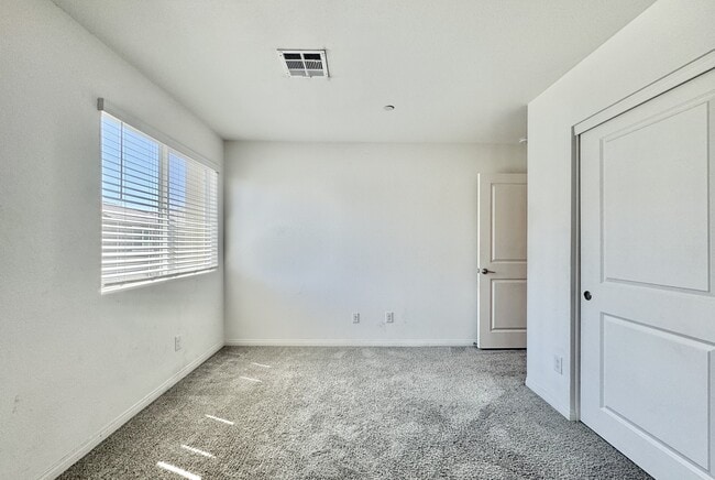 Building Photo - 12349 Radiant Sunrise Rd