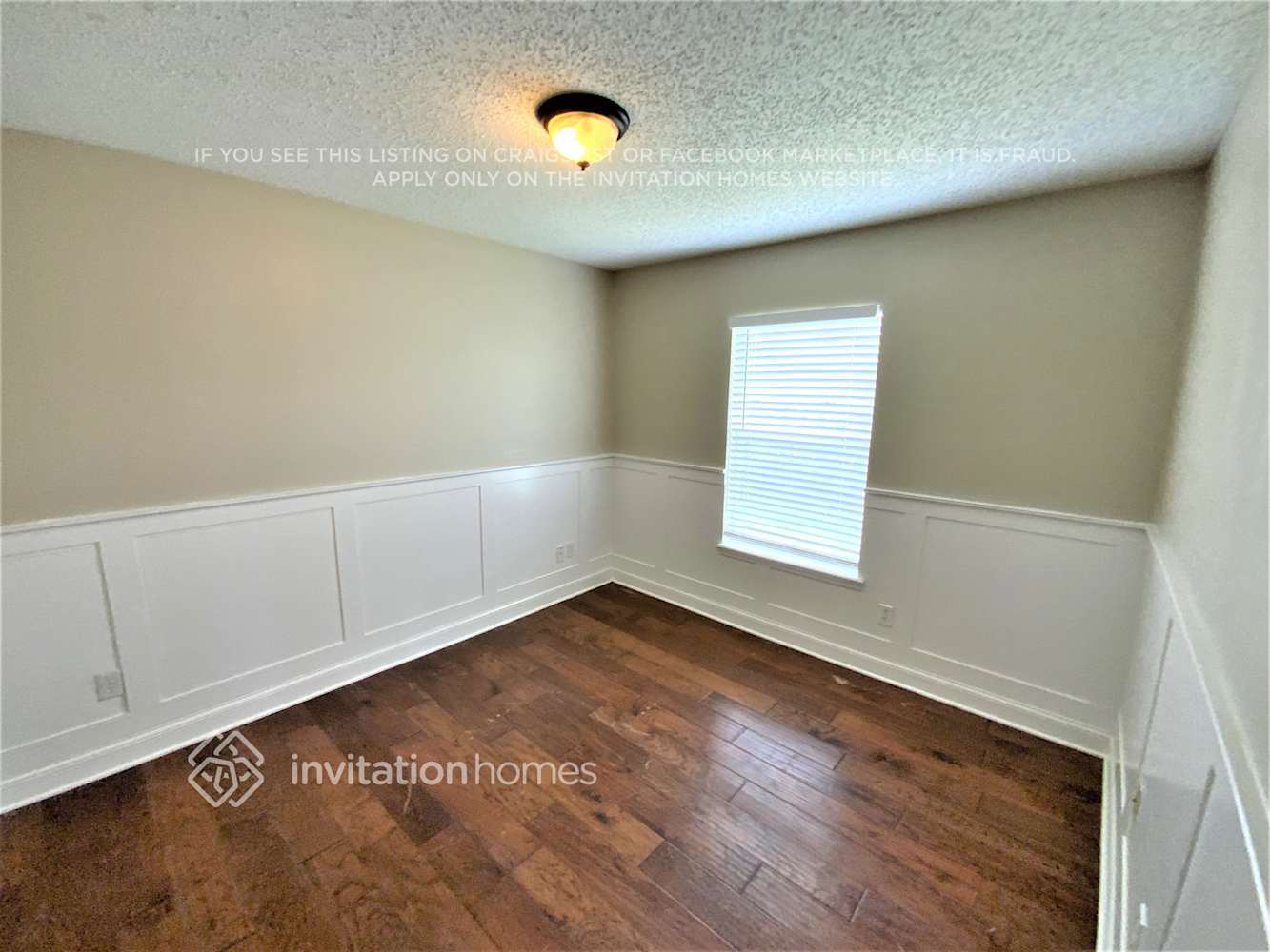 Building Photo - 12775 Dunns View Dr