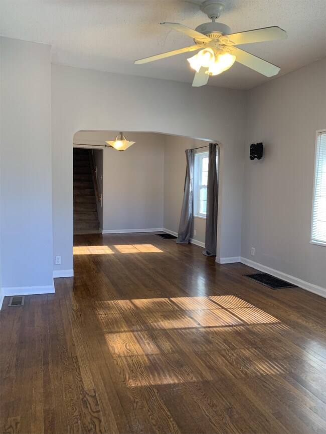 Building Photo - 6033 Harrison St