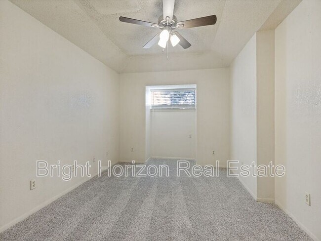 Building Photo - 1408 Arvel Cir
