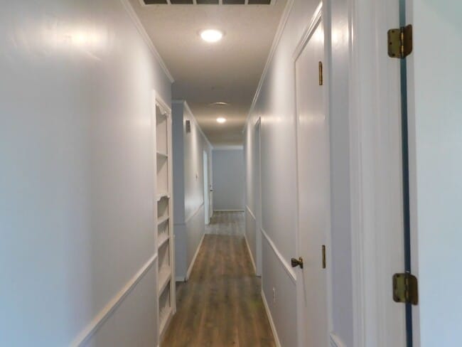Building Photo - 2 Bed 2 Bath Duplex Newly Renovated