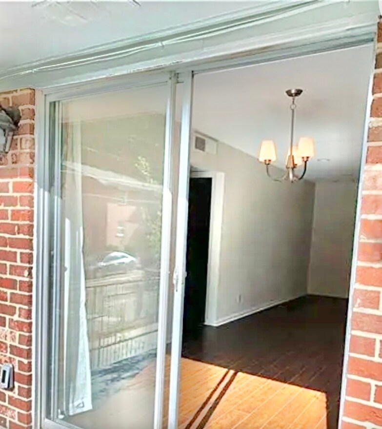 Building Photo - 4266 Roswell Rd NE