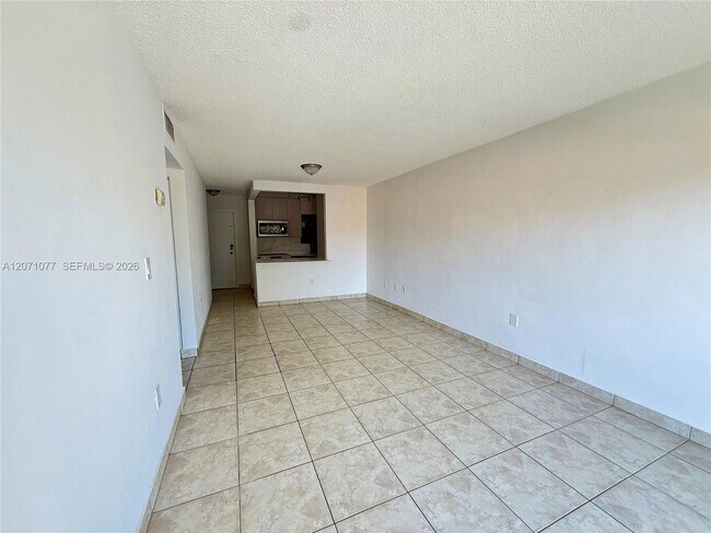 Building Photo - 1530 SW 2nd St