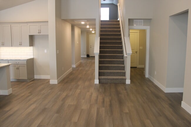 Building Photo - 16555 Senden Ave