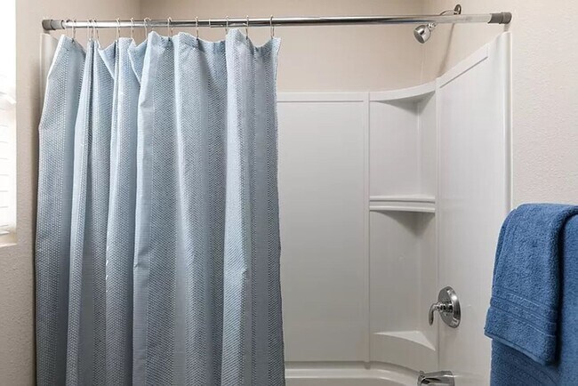 Building Photo - Your Serene Retreat in Kentwood