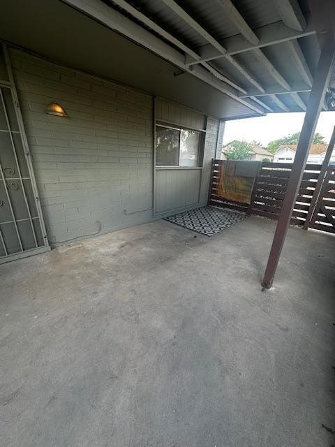 Building Photo - 411 W Colter St