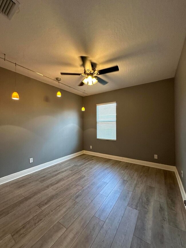 Building Photo - 4010 Caparosa Cir