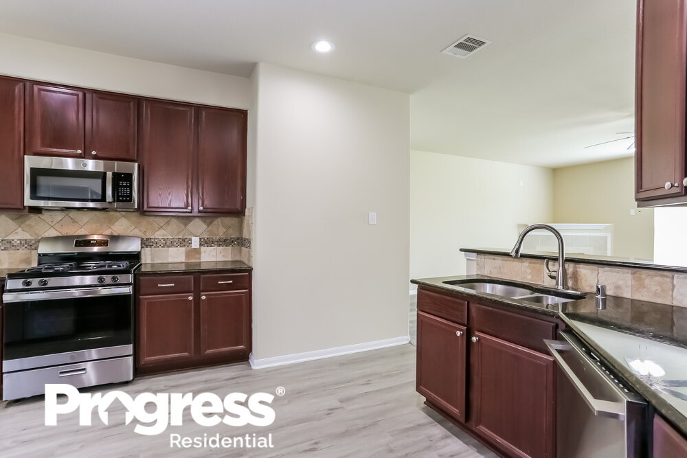 Building Photo - 12430 Greencanyon Dr