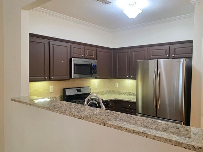 Building Photo - 1685 Southgate Mill Dr