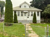 Building Photo - 565 Sylvan Ave