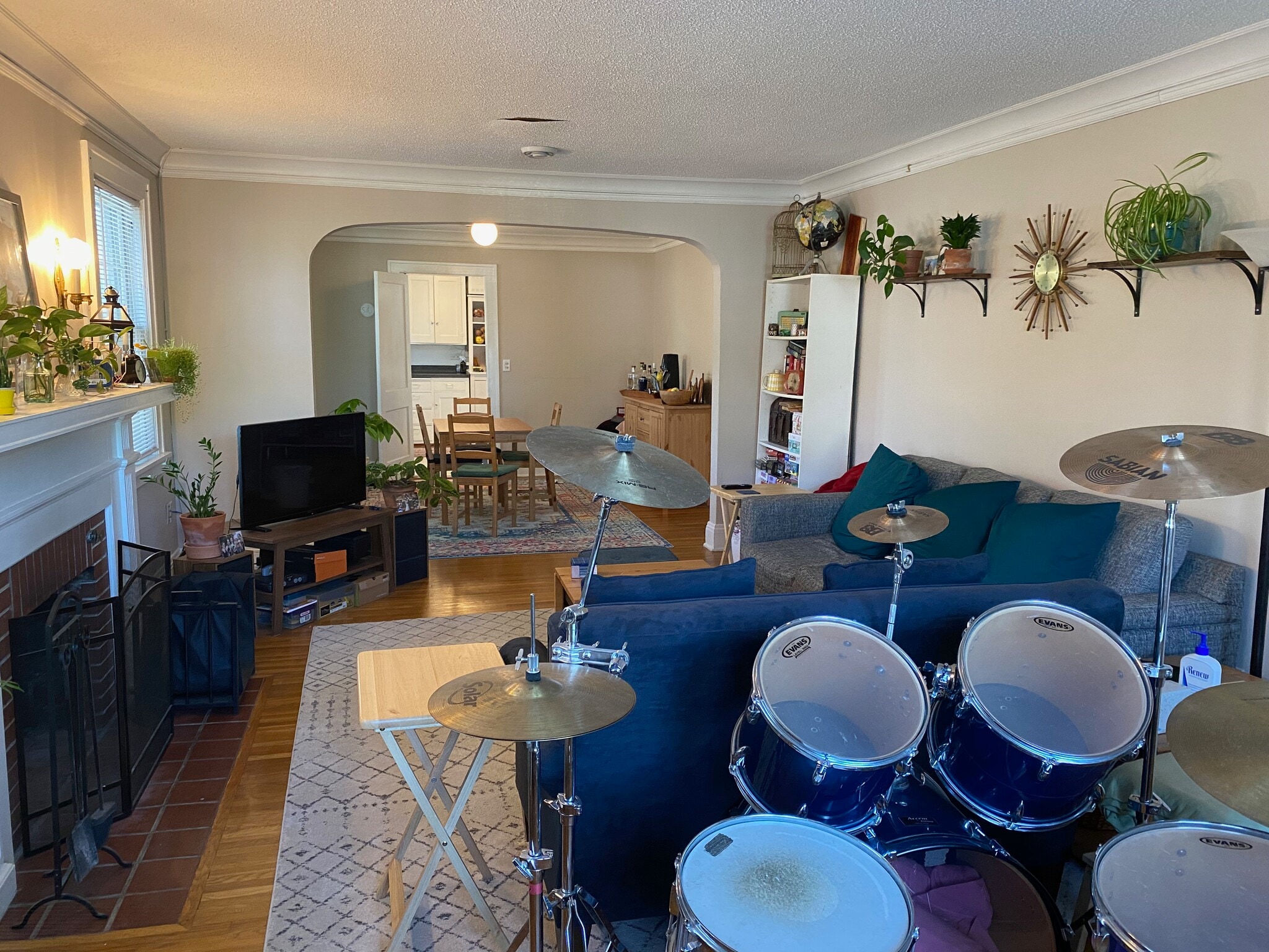 Building Photo - 5000 Lyndale Ave S