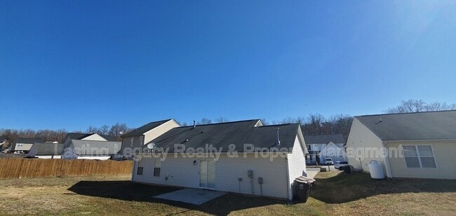 Building Photo - 4613 Mallard Creek Dr