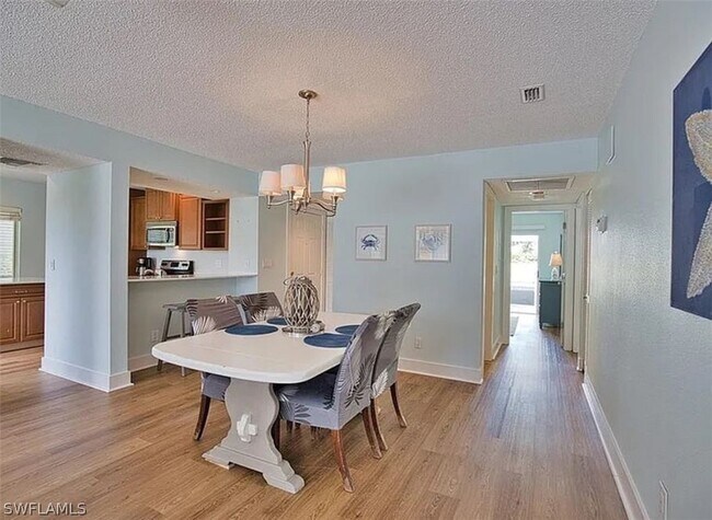 Building Photo - 303 Wexford Terrace