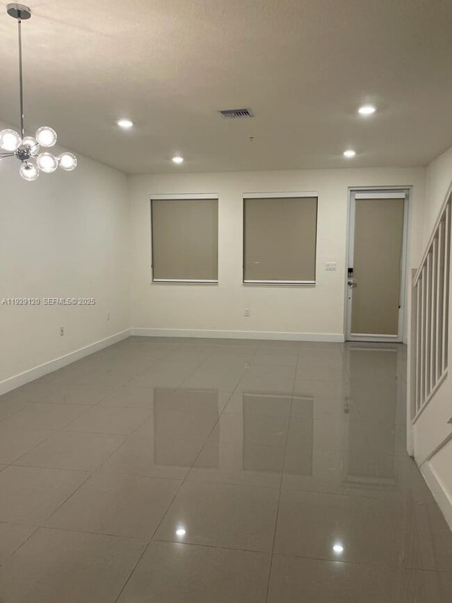 Building Photo - 6416 NW 102nd Ct