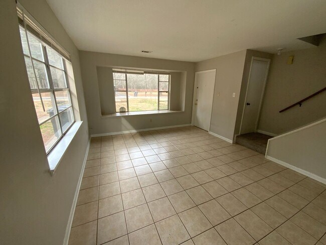 Building Photo - 1311 Madden Rd