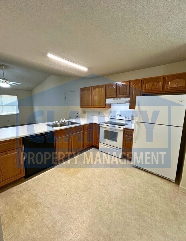 Building Photo - 1285-1287 Robin Hood Drive NW