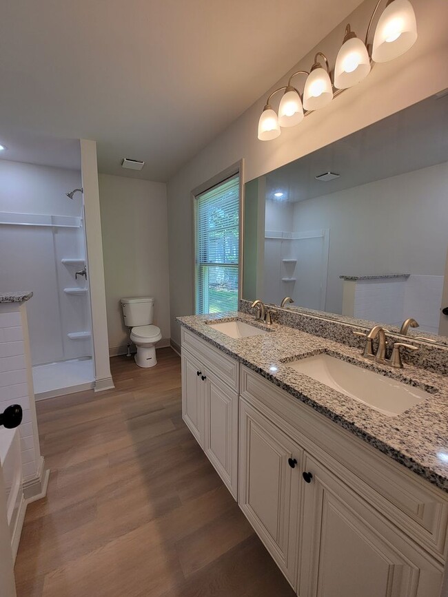 Building Photo - Build to Rent 4 Bdrm Lake Access - Luxury flooring -Stainless steel appliance - Covered Porch