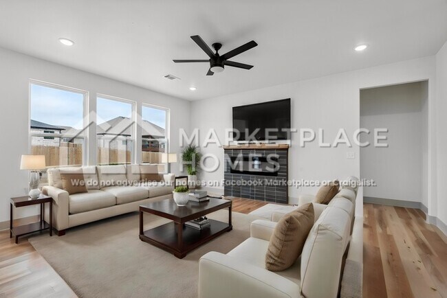 Building Photo - 1000 Clayton Rd