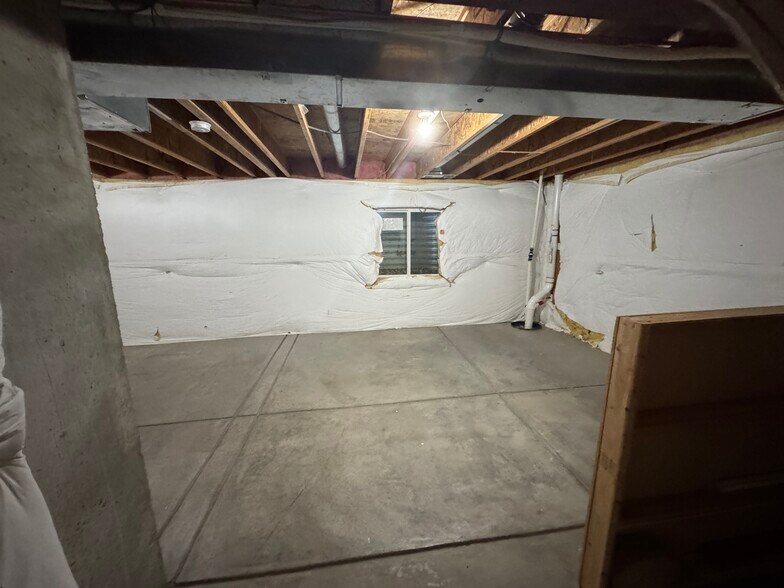 Building Photo - 2271 Woodpark Dr