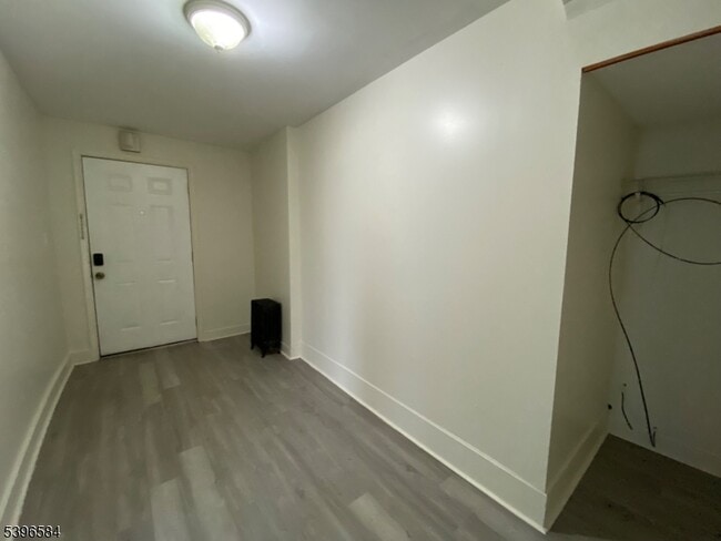 Building Photo - 130 Milford Ave