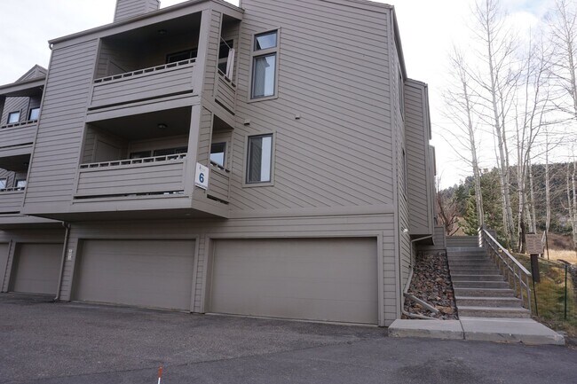Primary Photo - Lovely Mountain Condo!!