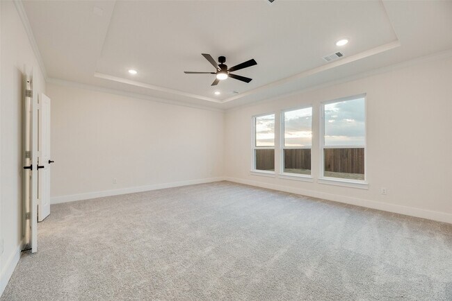 Building Photo - 9013 Wyndemere Ln