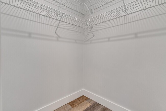 Building Photo - 10008 Calle De Palencia