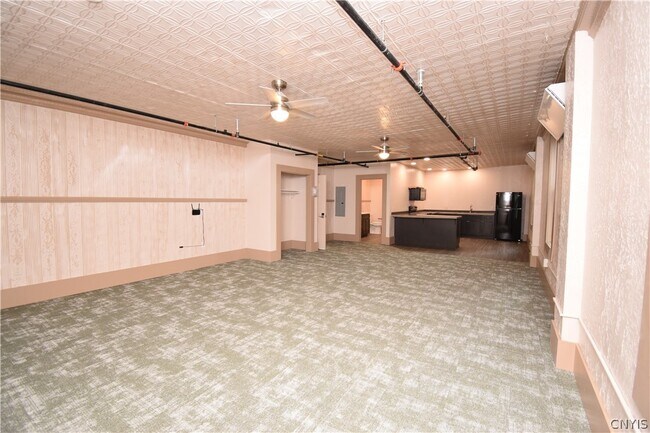 Building Photo - 152 Court St