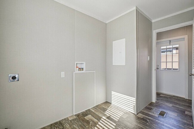 Building Photo - 1616 American Dr