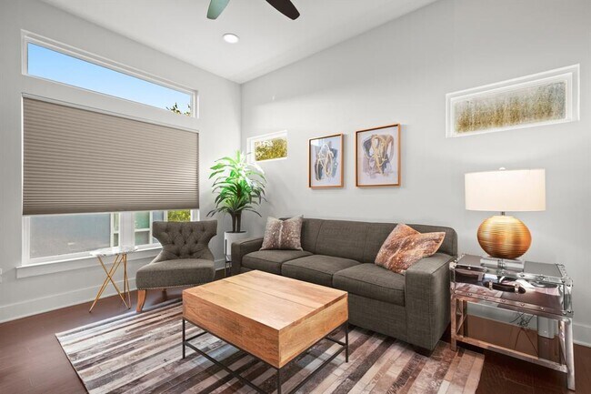 Building Photo - 3905 Clawson Rd