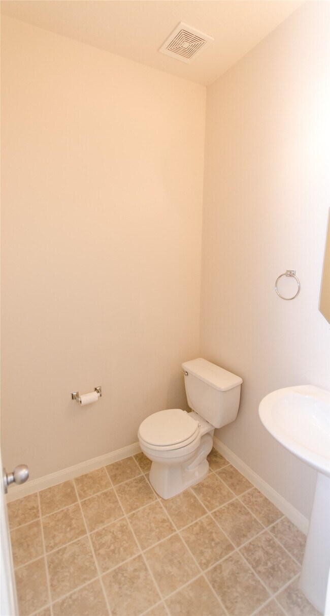 Building Photo - 16323 Yabbie Dr