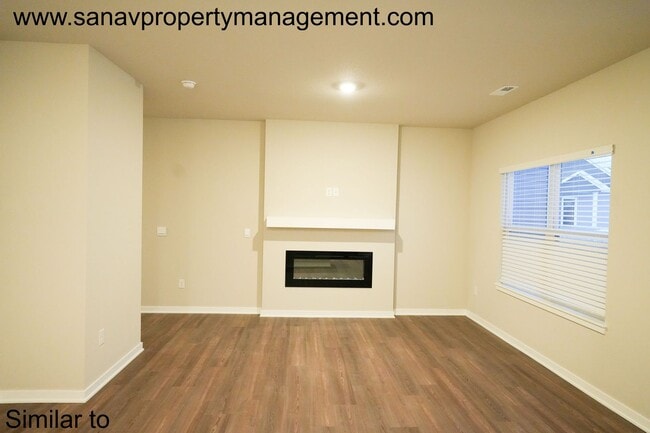 Building Photo - Townhome in Prime Ankeny Location