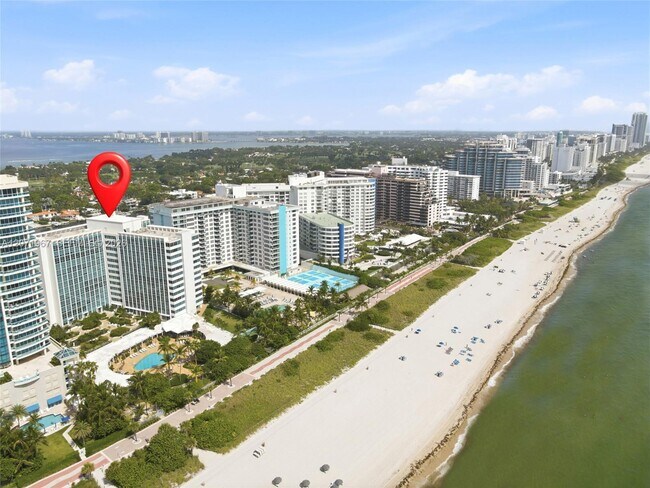 Building Photo - 5055 Collins Ave