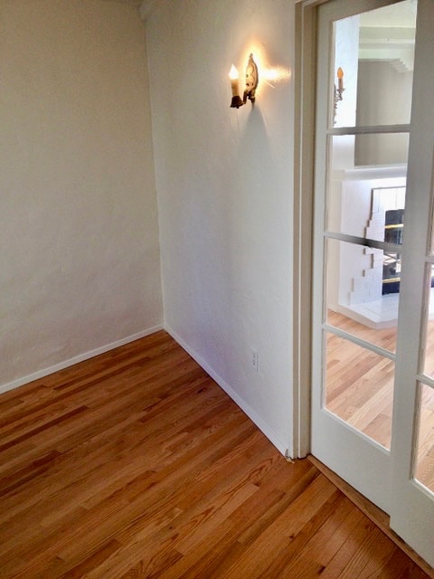Building Photo - 1149 S Hayworth Ave