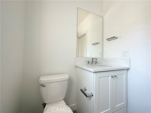 Building Photo - 322 Tank