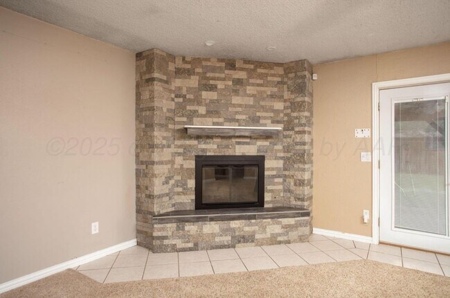 Building Photo - 5106 Azalea Ave