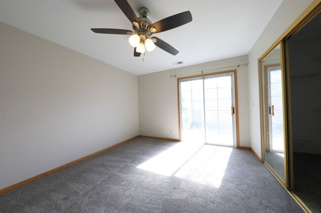 Building Photo - Comfortable 3/2 in the Little Pond Neighborhood