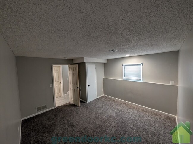Building Photo - 9180 W 78th Terrace