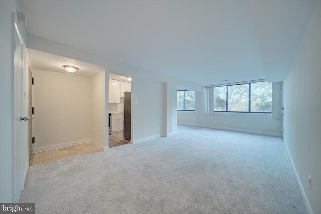 Building Photo - 515 N Armistead St