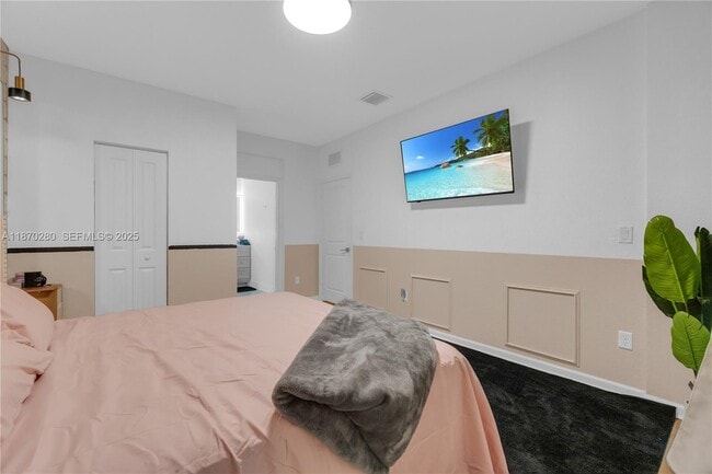 Building Photo - 3529 NW 29th Pl