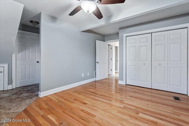 Building Photo - 53 Beekman St