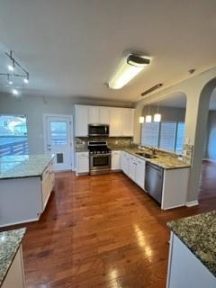 Building Photo - 3100 Cantera Ct