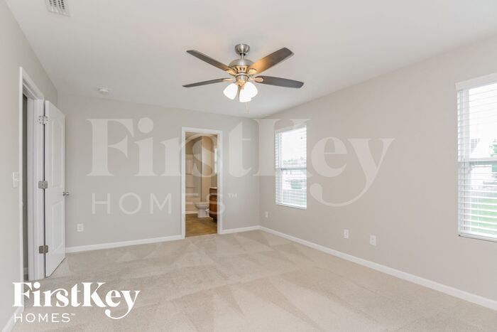 Building Photo - 812 Southridge Dr