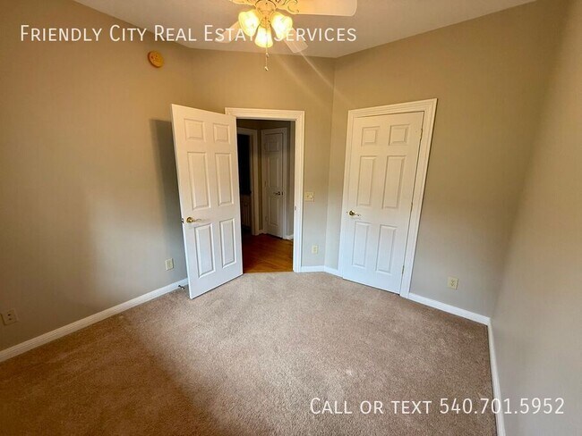 Building Photo - 51 Cambridge Cir