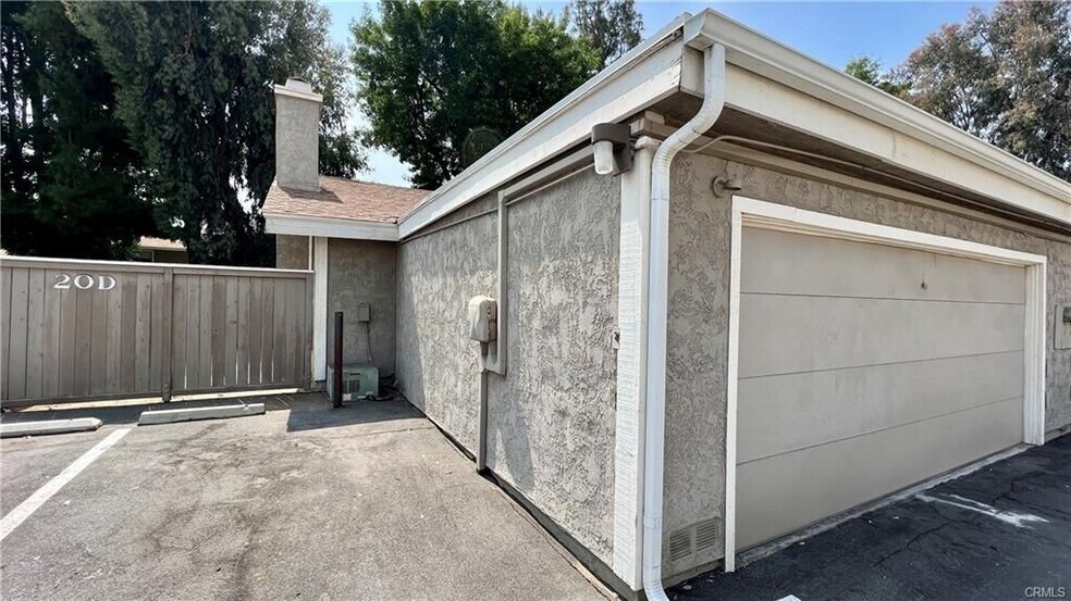 Building Photo - 2061 W Redlands Blvd