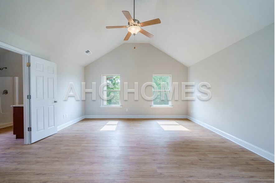 Building Photo - 5244 Halcyon Ct