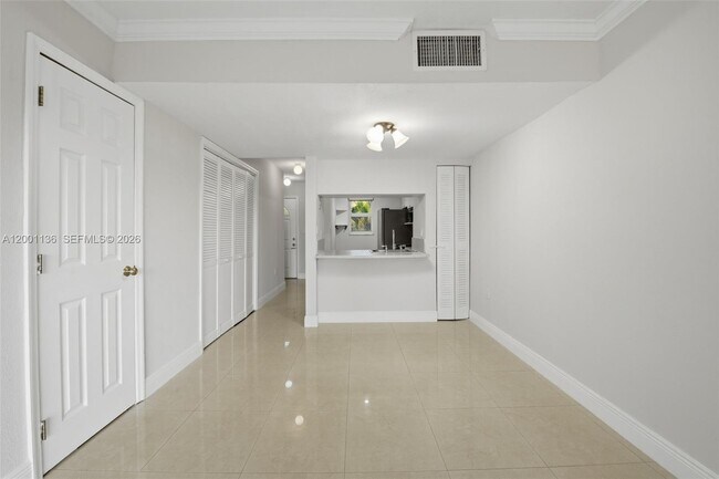 Building Photo - 301 NW 109th Ave